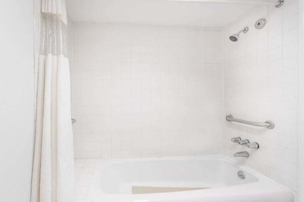 Howard Johnson Inn Commerce GA